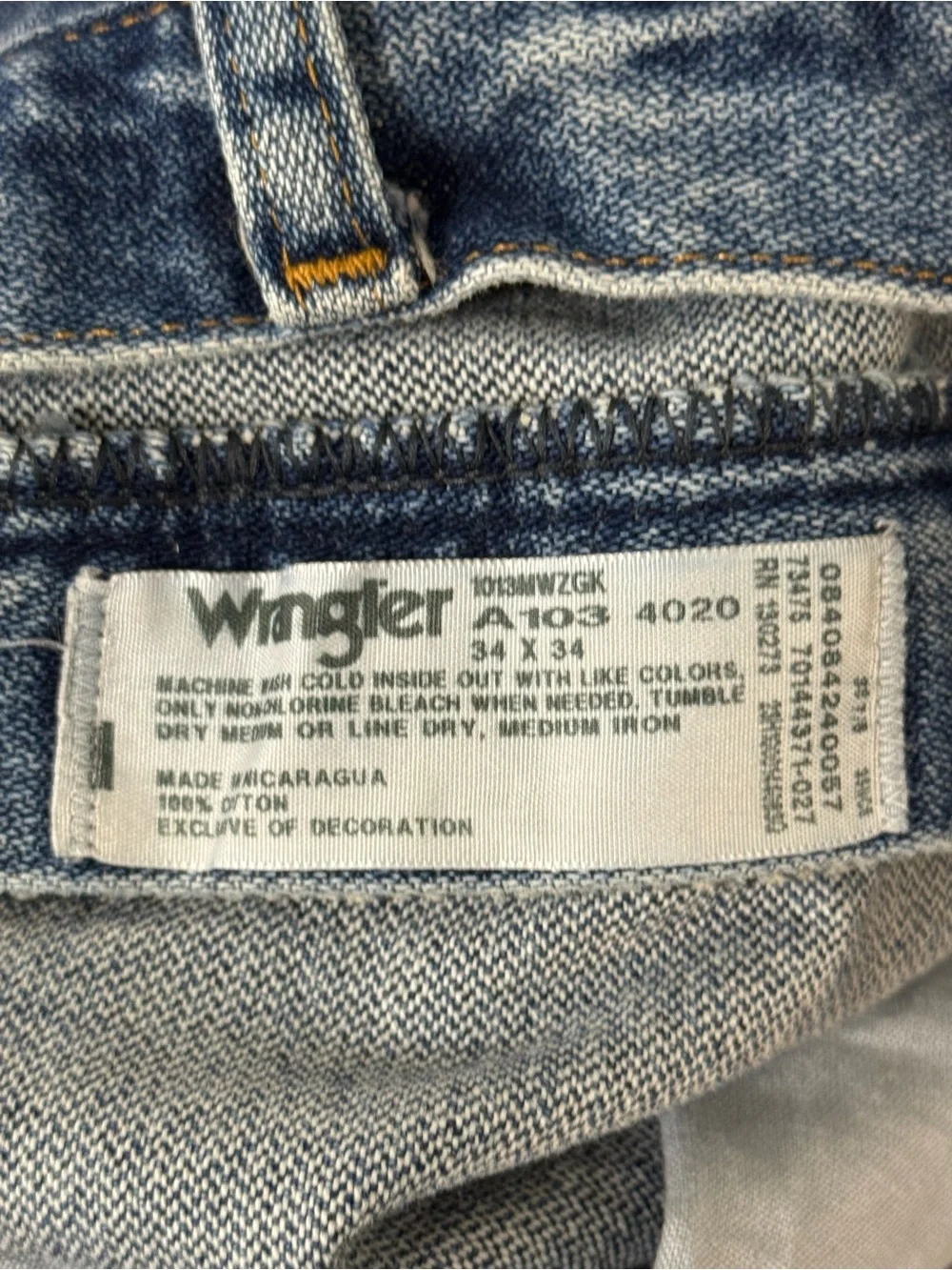 Wrangler Men’s Classic Straight Blue Denim Jeans